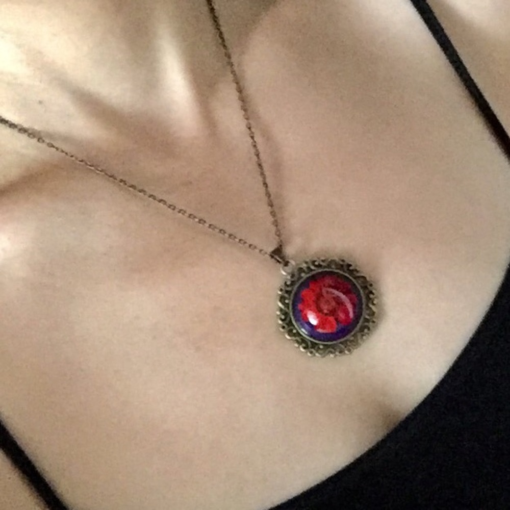 Dried Flower Pendant Necklace